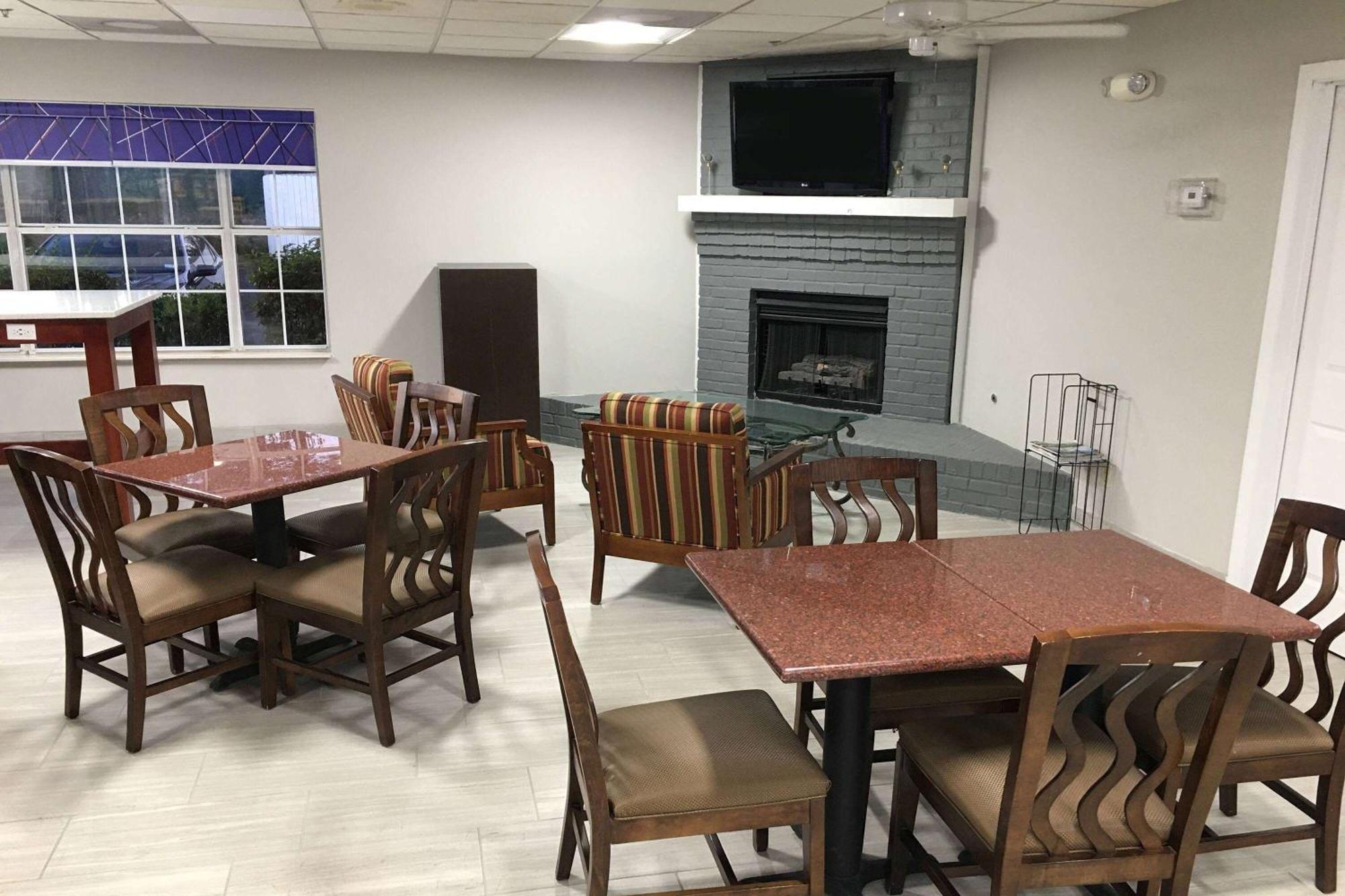 阿代尔斯维尔温德姆贝蒙特酒店 Adairsville 外观 照片